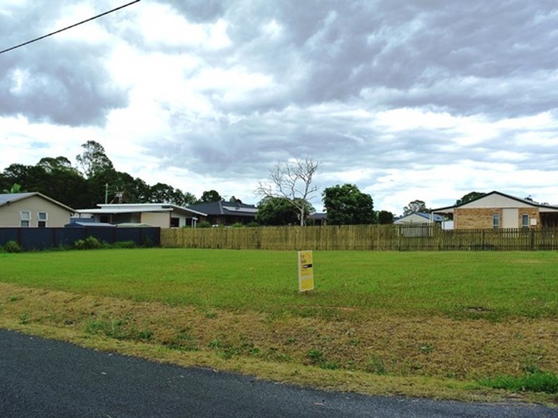 3 Cooee Crescent, Macleay Island QLD 4184