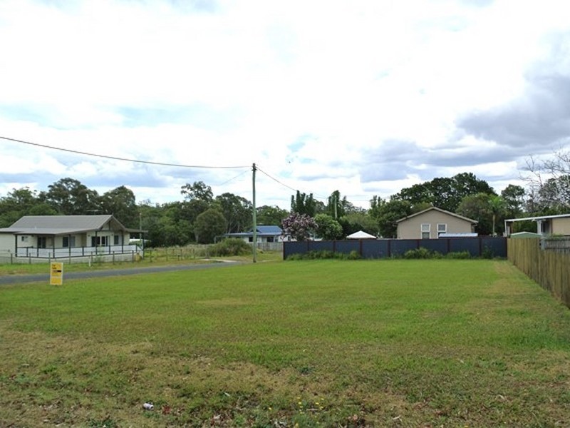 3 Cooee Crescent, Macleay Island QLD 4184