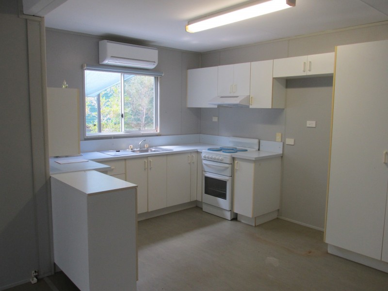 25 Columbia Street, Macleay Island QLD 4184