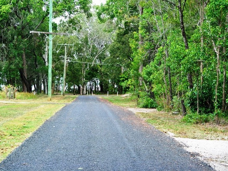 21 Pecan Street, Macleay Island QLD 4184