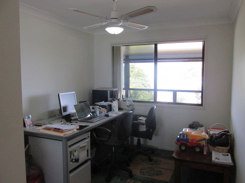 33 Kalara Street, Macleay Island QLD 4184