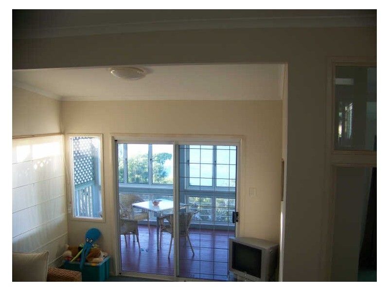 40 Resthaven Drive, Lamb Island QLD 4184