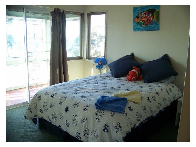 40 Resthaven Drive, Lamb Island QLD 4184