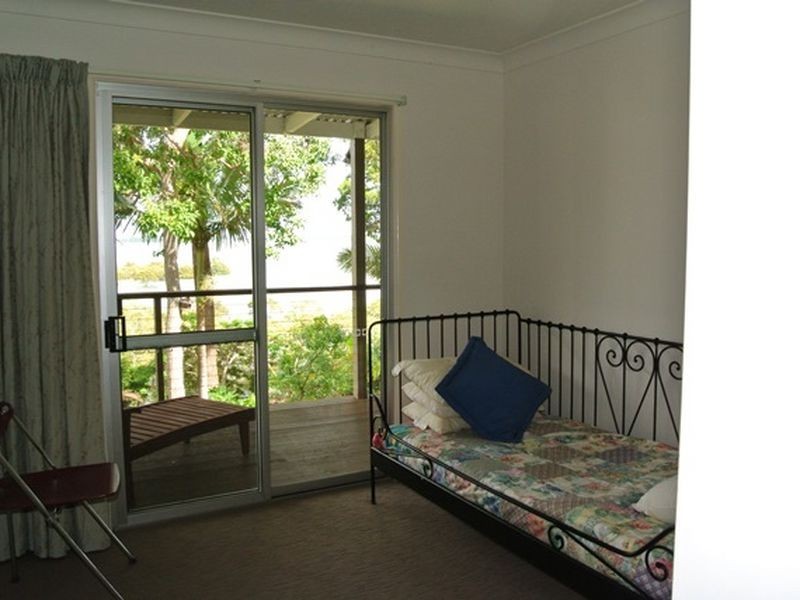 87 Coondooroopa Drive, Macleay Island QLD 4184