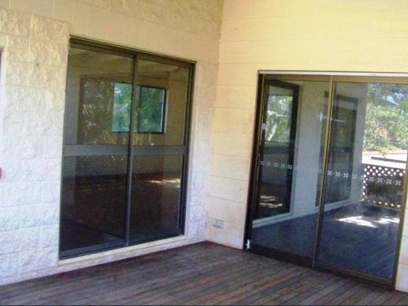 2-4 Shelly Crescent, Lamb Island QLD 4184