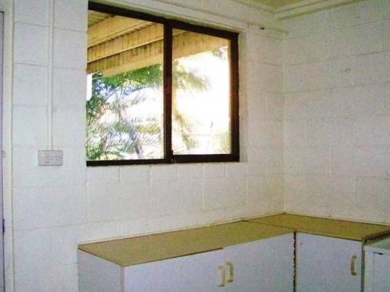 2-4 Shelly Crescent, Lamb Island QLD 4184