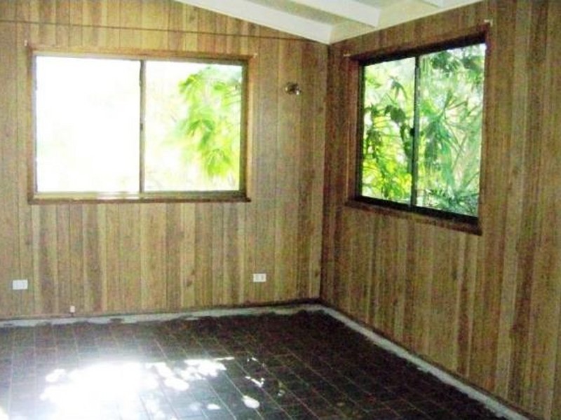 2-4 Shelly Crescent, Lamb Island QLD 4184