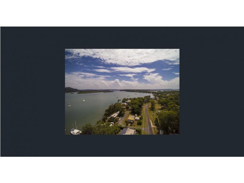 182 Canaipa Pt Dr, Russell Island QLD 4184