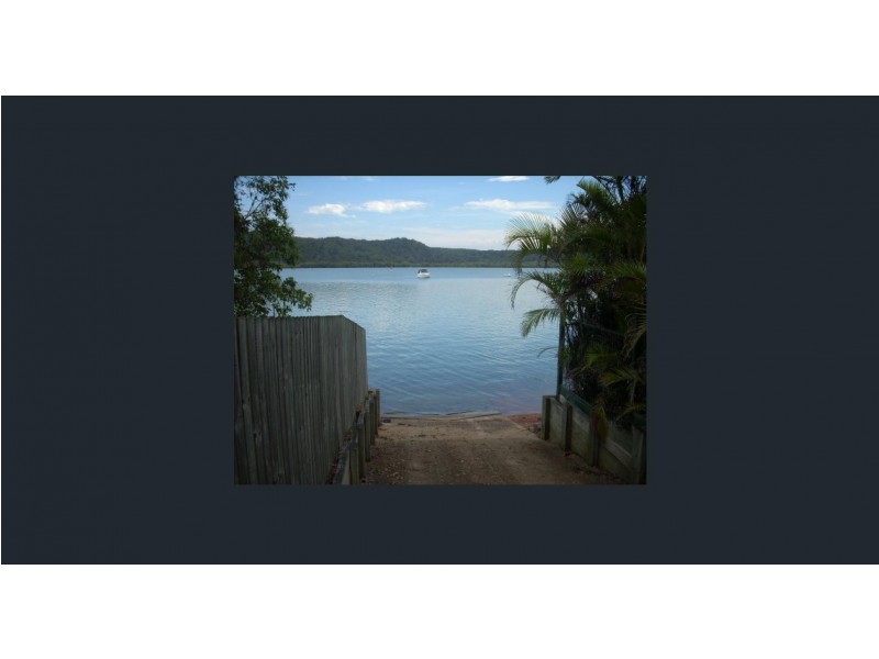 182 Canaipa Pt Dr, Russell Island QLD 4184