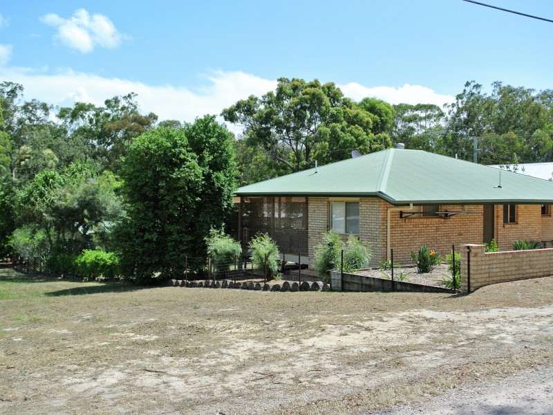 4 Cathy Street, Macleay Island QLD 4184