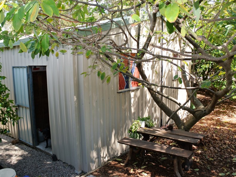 4 Cathy Street, Macleay Island QLD 4184