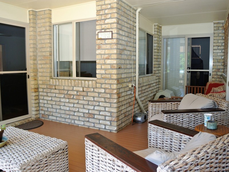 4 Cathy Street, Macleay Island QLD 4184