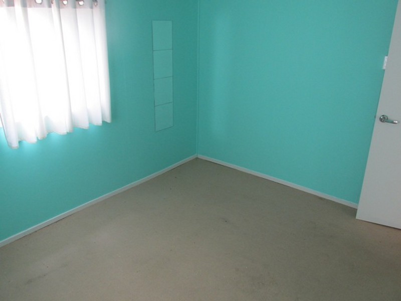 69 Eastbourne Terrace, Macleay Island QLD 4184