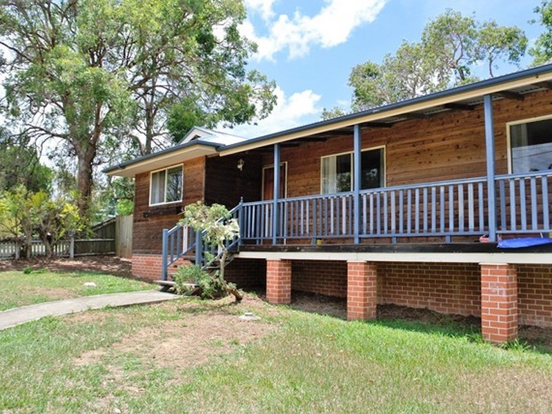 10-12 Scotts Road, Macleay Island QLD 4184