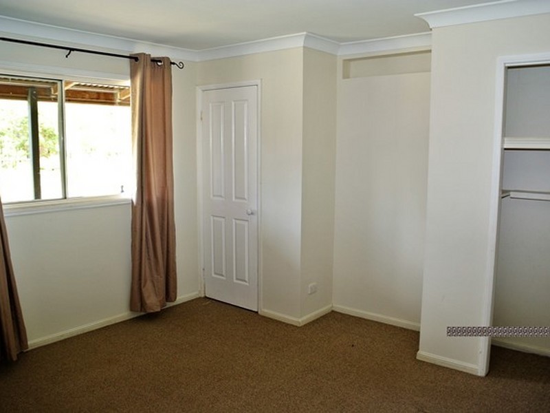 10-12 Scotts Road, Macleay Island QLD 4184