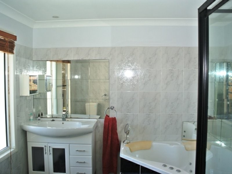 10 Kilto Lane, Macleay Island QLD 4184