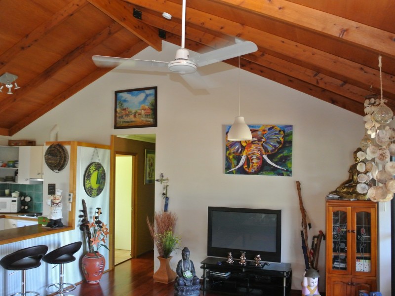 28 Jan Street, Macleay Island QLD 4184