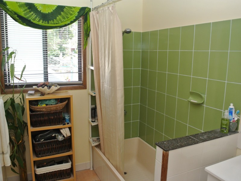 28 Jan Street, Macleay Island QLD 4184