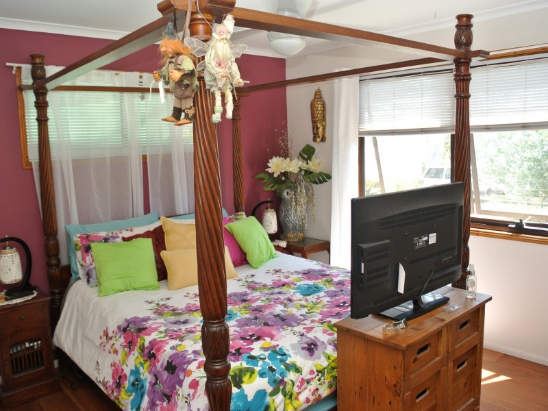 28 Jan Street, Macleay Island QLD 4184