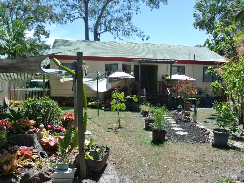 28 Jan Street, Macleay Island QLD 4184