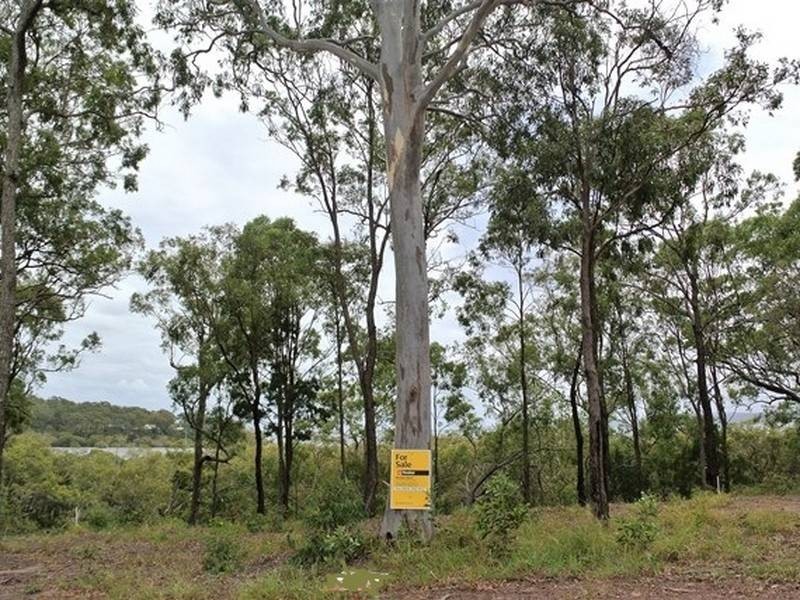 13-15 Beelong Street, Macleay Island QLD 4184