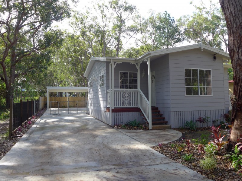 25 Panaroo Street, Macleay Island QLD 4184