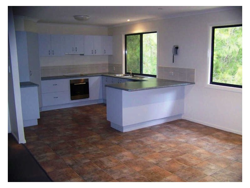 15 Kate Street, Macleay Island QLD 4184