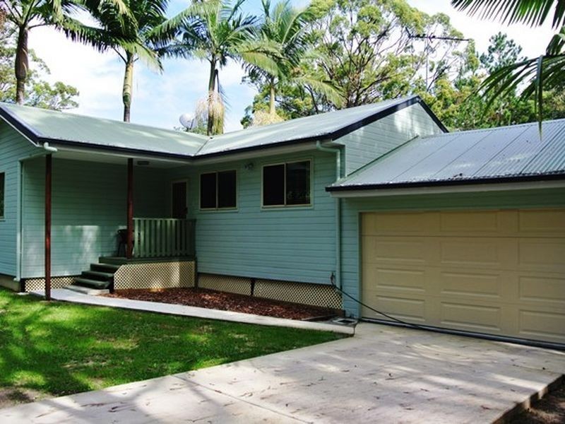 18 Derwent, Macleay Island QLD 4184