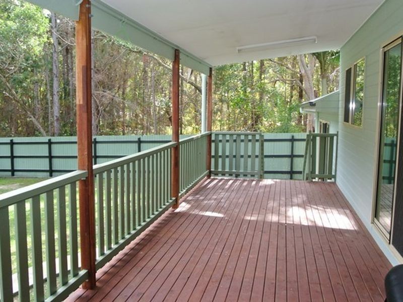 18 Derwent, Macleay Island QLD 4184