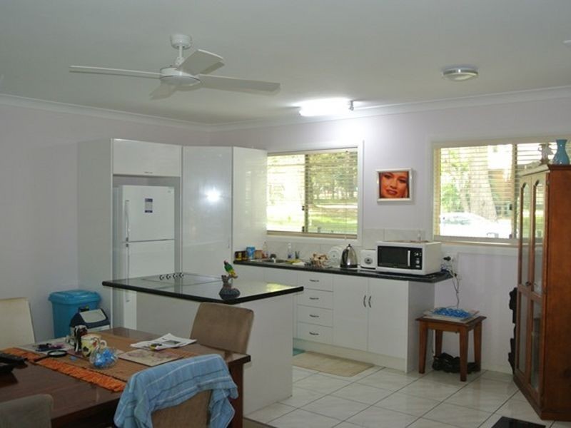 18 Derwent, Macleay Island QLD 4184