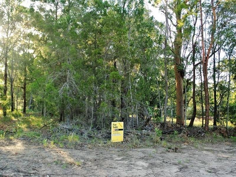 23 Natone Terrace, Macleay Island QLD 4184