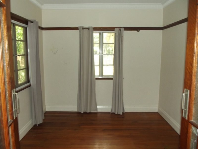 4 Duncan Street, Macleay Island QLD 4184