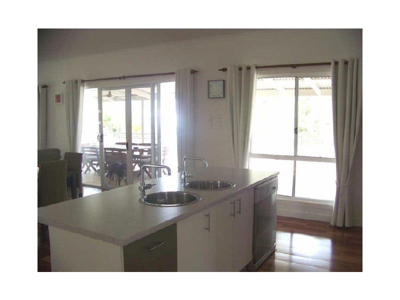 Macleay Island QLD 4184