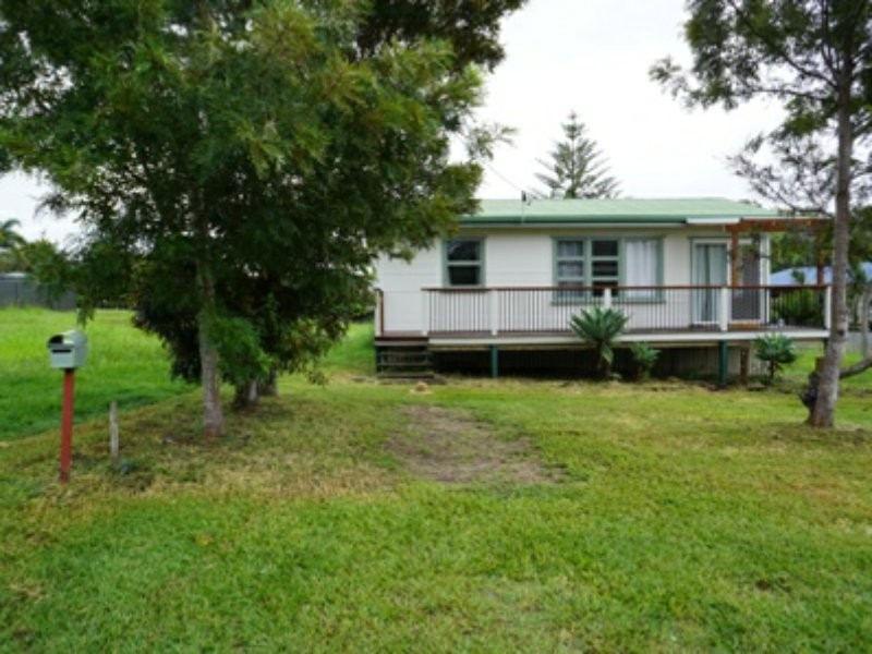 36 Vine, Macleay Island QLD 4184