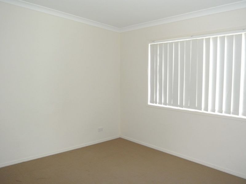 1 Jane Street, Macleay Island QLD 4184