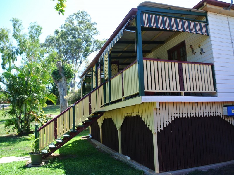 36 Melaleuca Drive, Lamb Island QLD 4184