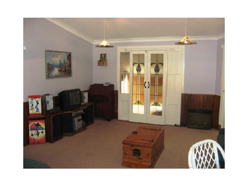 2 Wirralee Street, Macleay Island QLD 4184