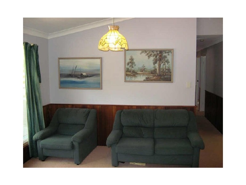 2 Wirralee Street, Macleay Island QLD 4184