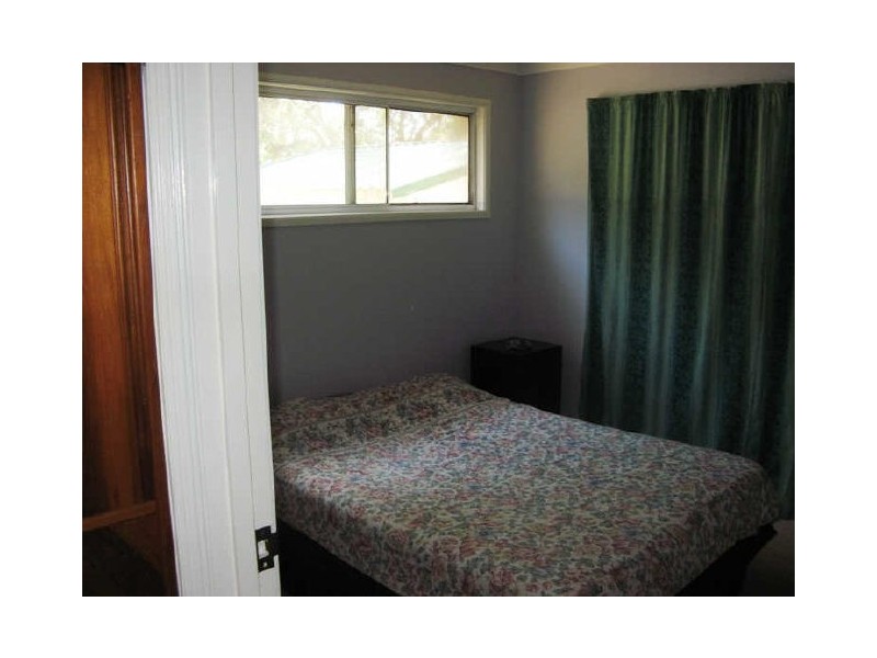 2 Wirralee Street, Macleay Island QLD 4184