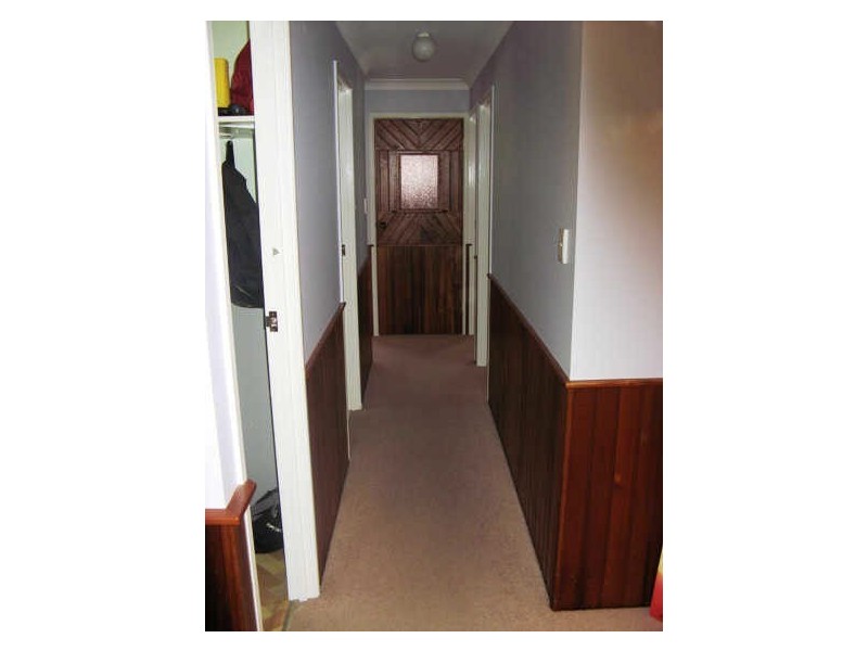 2 Wirralee Street, Macleay Island QLD 4184