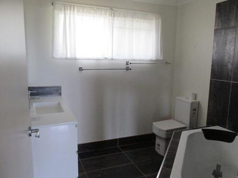 60 Coondooroopa Drive, Macleay Island QLD 4184