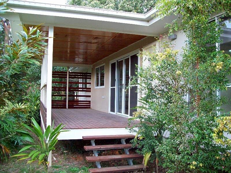 4 Hamilton Parade, Macleay Island QLD 4184