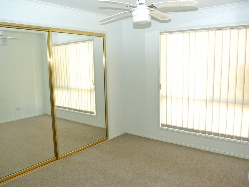 2 Noon-Muckle Street, Macleay Island QLD 4184