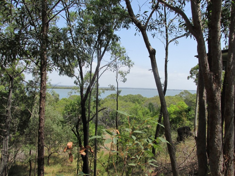 1-3 Coast Road, Macleay Island QLD 4184