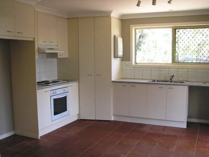 7 President Terrace, Macleay Island QLD 4184