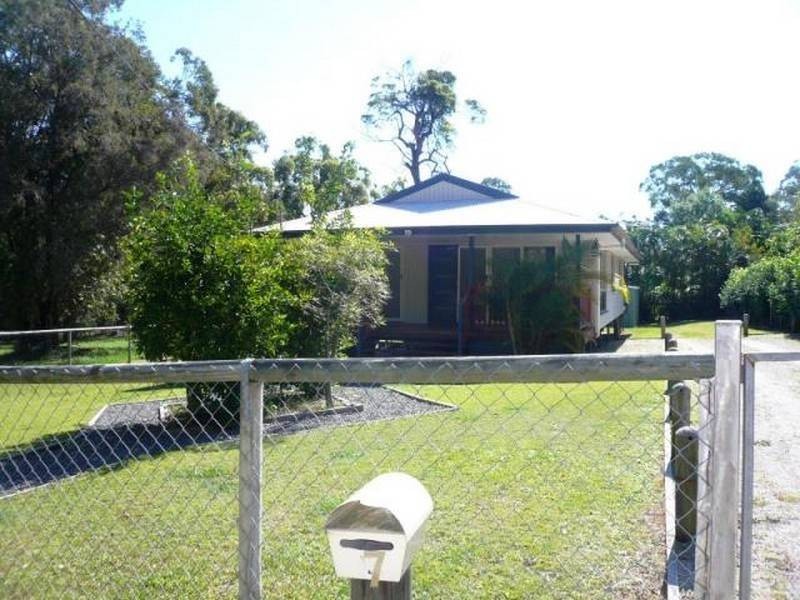 7 President Terrace, Macleay Island QLD 4184