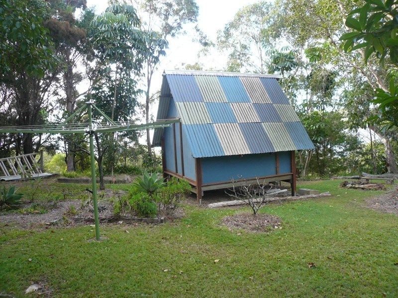 34 Timothy Street, Macleay Island QLD 4184