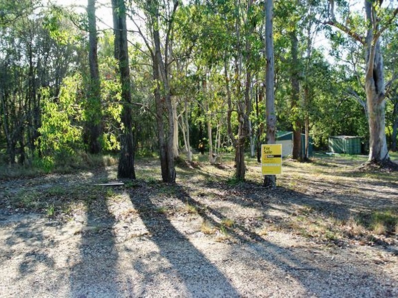 21 Ilya Street, Macleay Island QLD 4184