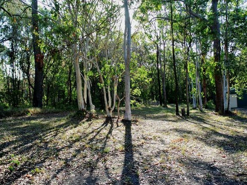 21 Ilya Street, Macleay Island QLD 4184