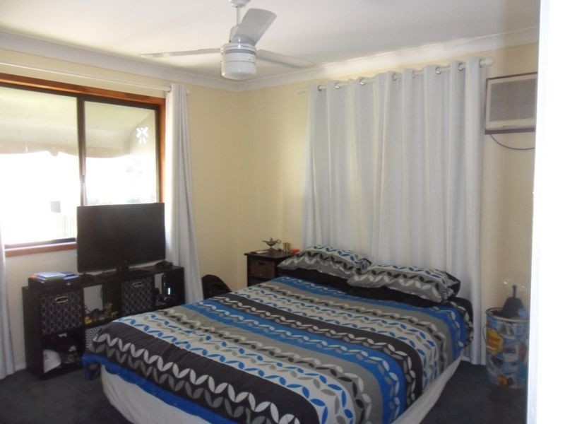 30 Vine Street, Macleay Island QLD 4184